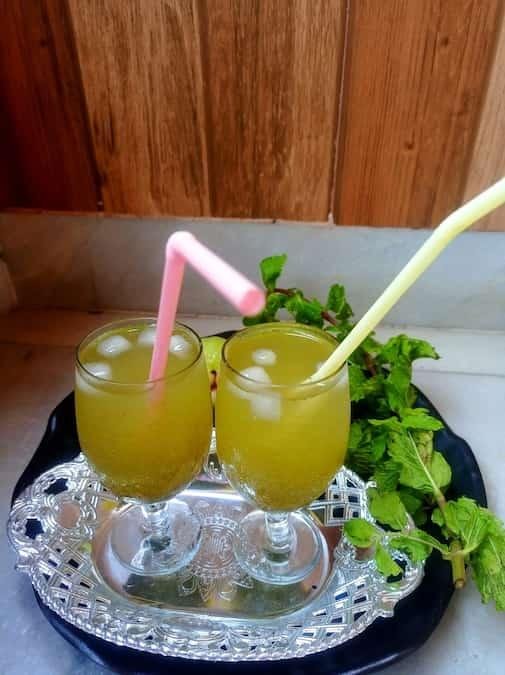 Aam Pora Shorbot